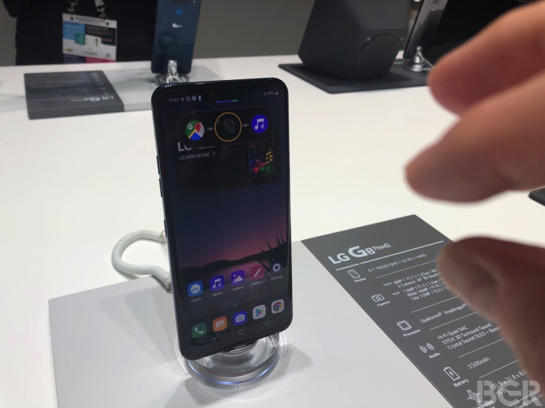 Canggih, LG Patenkan Teknologi “Layar Ponsel Speaker”