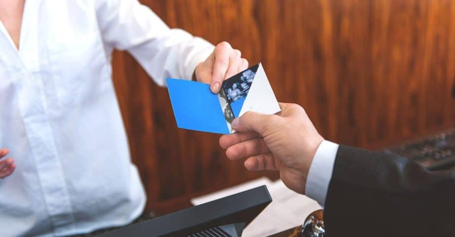 Sebaiknya Jangan Pesan Hotel secara Online