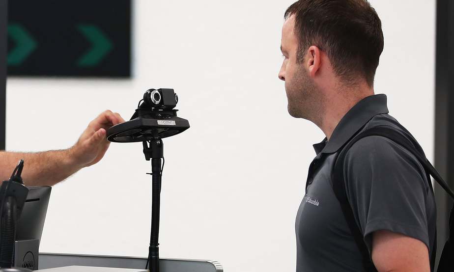 Tak Ingin Diintai Polisi, Warga Kota Ini Tolak Face Recognition