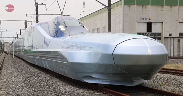 Kereta tercepat di dunia