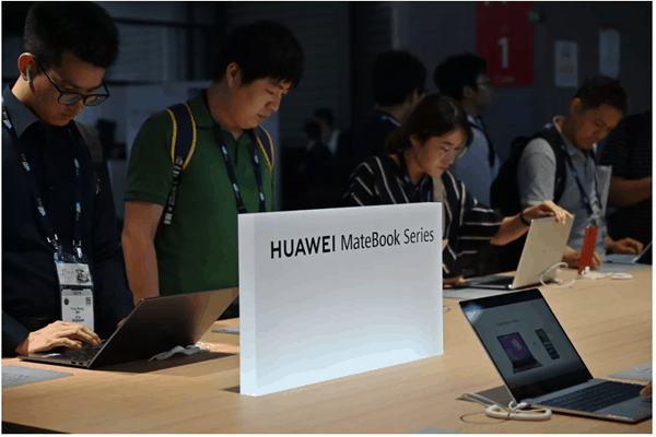 UPDATE: Huawei Tunda Peluncuran Laptop Terbaru
