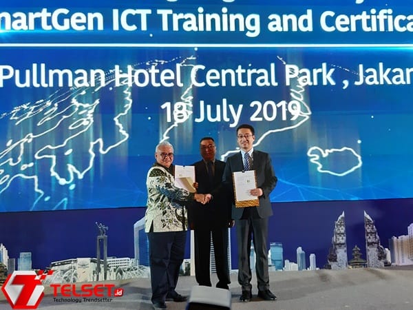 Huawei-Kemenaker Gelar Pelatihan Instalasi BTS