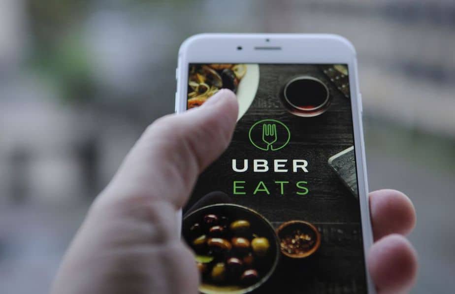 Uber Eats Uji Coba Fitur “Makan di Tempat”