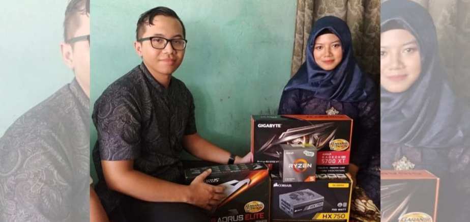 Kocak! Gamer Ini Kasih ‘Seserahan’ PC Gaming Saat Ngelamar Istrinya