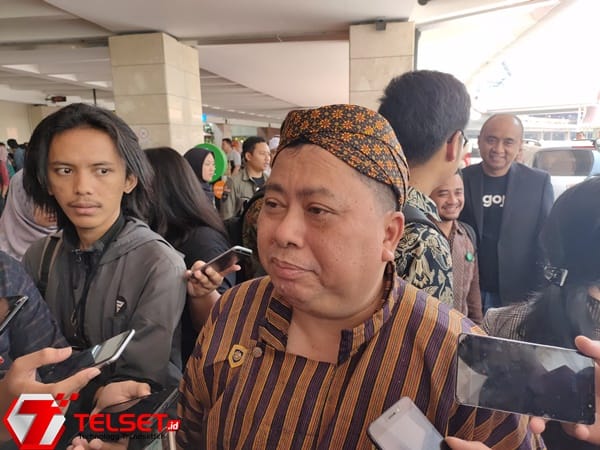 Kemenhub Harap Mobil Listrik Bebas Aturan Ganjil Genap