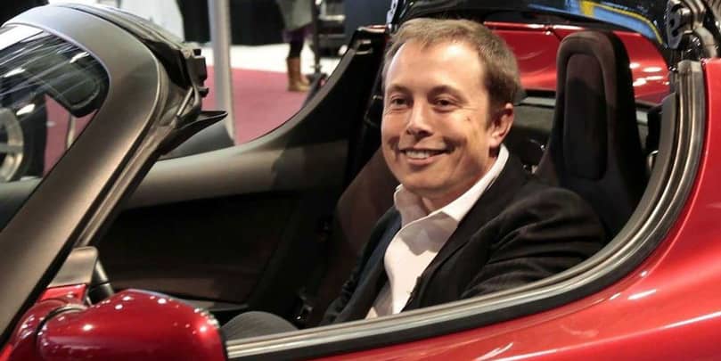 Elon Musk Tambahkan “Klakson Kentut” di Tesla