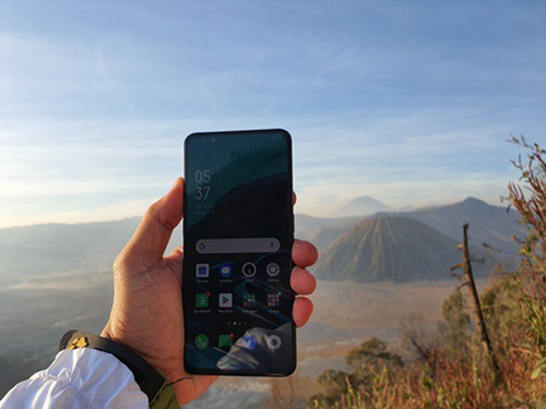Jadi teman Berlibur, Begini Cara Perkuat Sinyal di Oppo Reno2