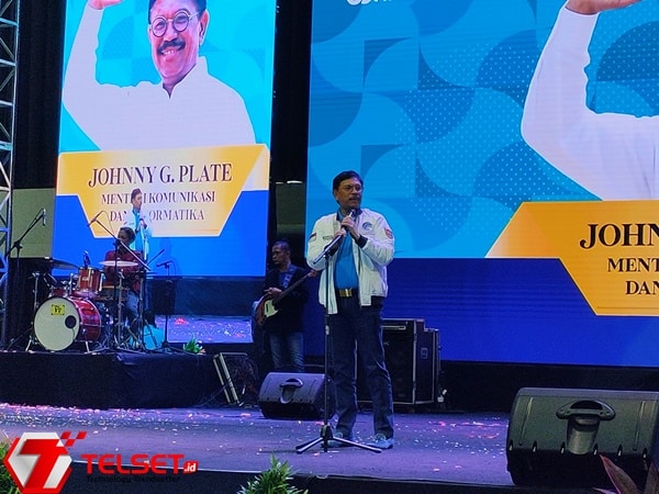 Menkominfo Johnny ASN Kominfo