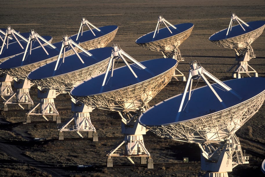 Sinyal misterius luar angkasa