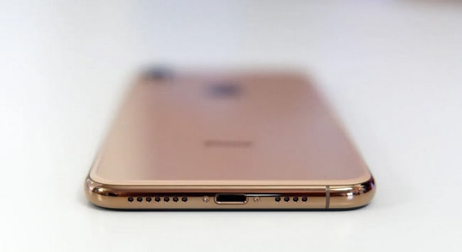 Port Lightning iPhone 2020