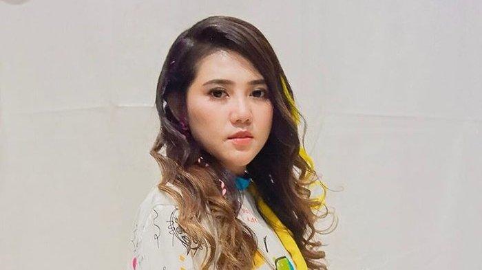 Video Klip Via Vallen IU