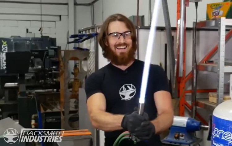 YouTuber Lightsaber Star Wars