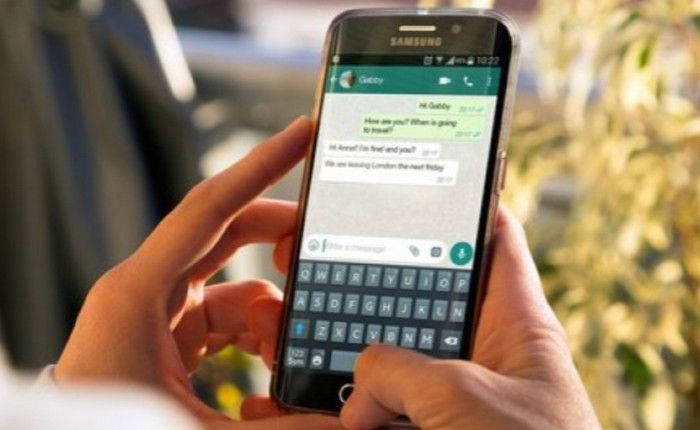 Pesan WhatsApp terhapus