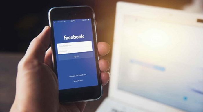 Nomor telepon pengguna Facebook Bot Telegram