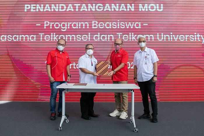 Program Beasiswa Telkomsel Telkom University