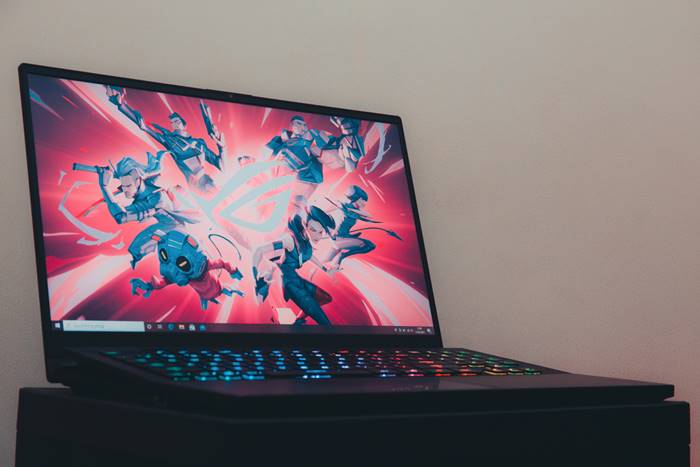 Asus ROG Zephyrus S17