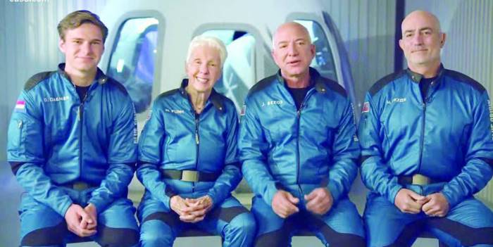 Jeff Bezos ke Luar Angkasa