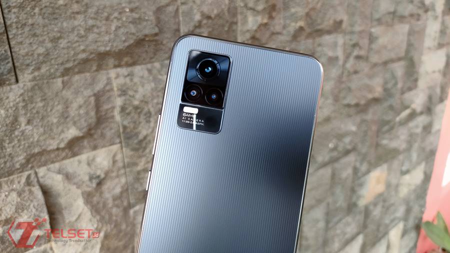 Perbedaan Vivo V21 5G