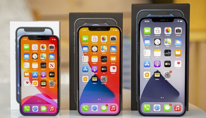 iPhone OLED LTPO 120Hz