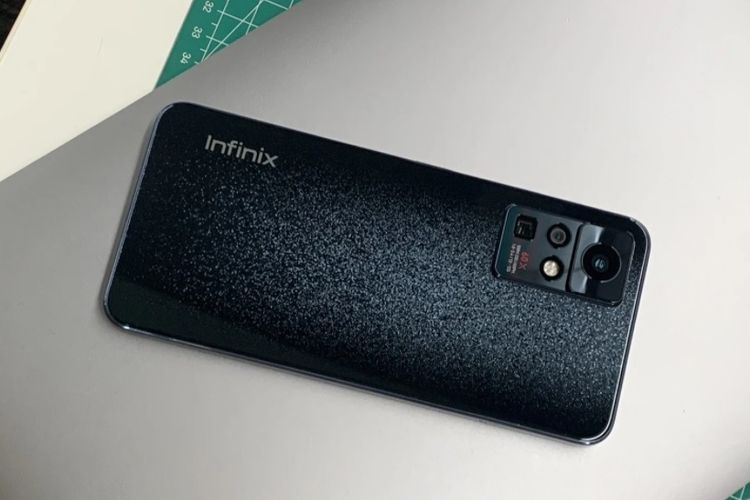 Infinix Zero X Pro kelebihan kekurangan prosesor spesifikasi baterai kamera