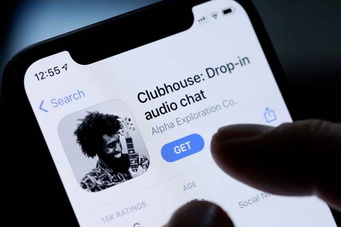 Pendengar Clubhouse Browser