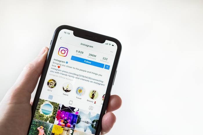Cara Hapus banyak video foto Instagram IG