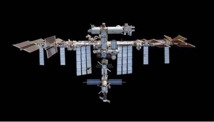 Satelit Roscosmos Rusia ISS