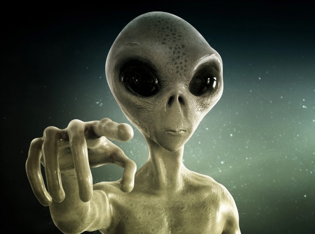 serangan Alien ke bumi