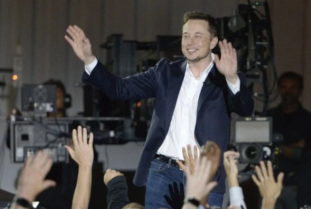 Elon Musk karyawan tela