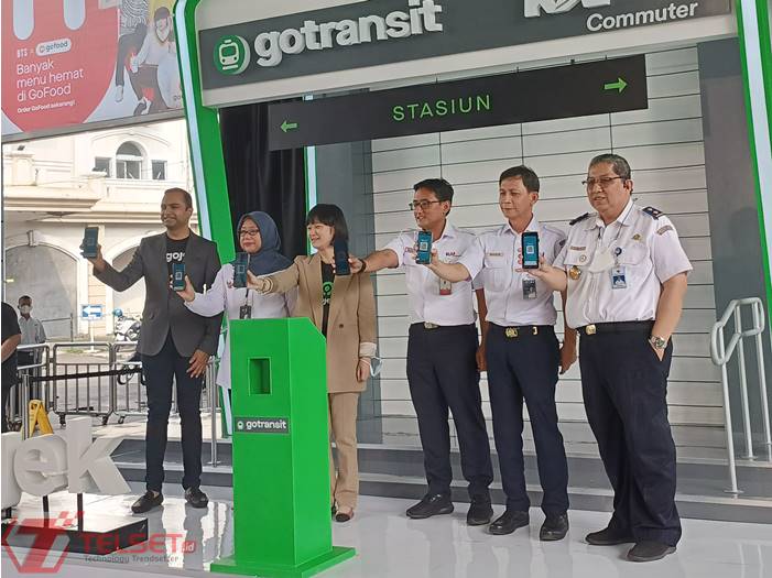 Gojek KRL GoTransit