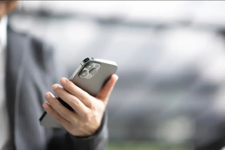 Kamera tersembunyi iPhone