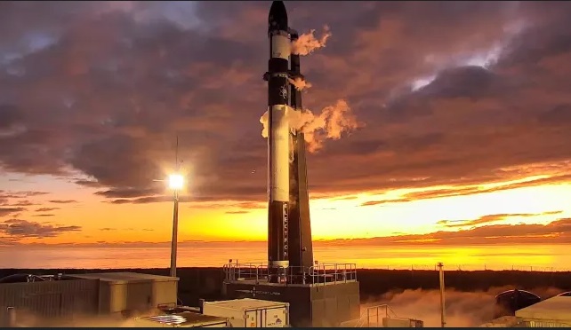 misi manusia ke Bulan