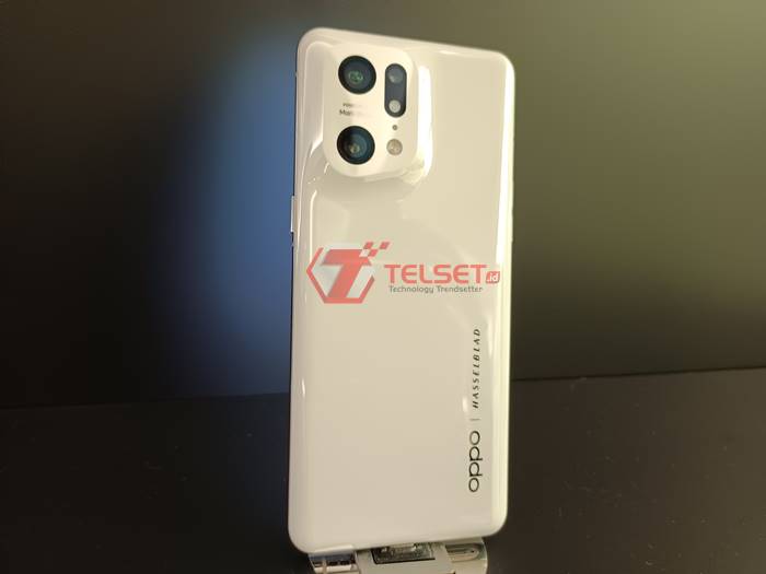 Punya Kamera Berkelas, Ini Spesifikasi dan Harga Oppo Find X5 Pro 5G