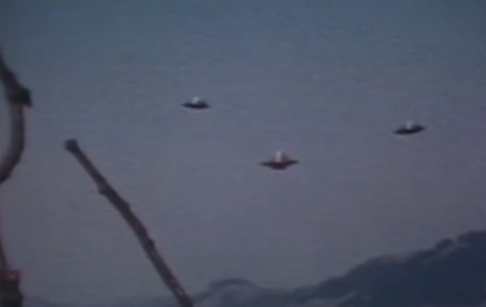 UFO Alien Terekam Kamera Militer AS Ratusan Kali, Invasi Alien?