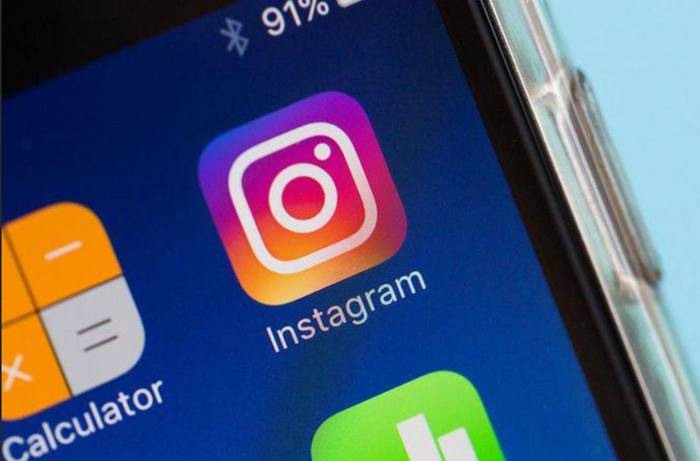 Fitur Instagram Foto Telanjang