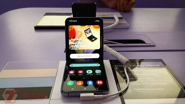 Harga Samsung Galaxy Z Fold4 Galaxy Z Flip4