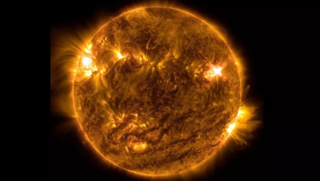 Badai Matahari Terdahsyat