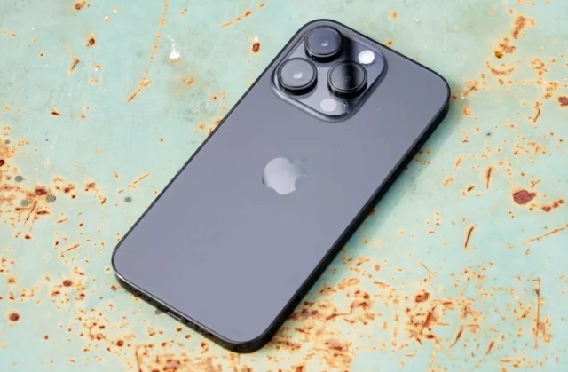 Produksi iPhone