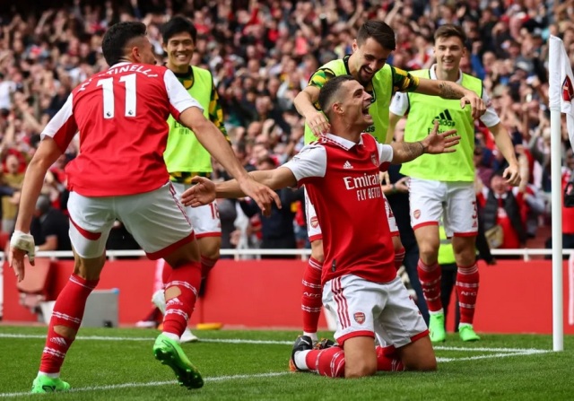 Superkomputer Juara Liga Inggris Arsenal