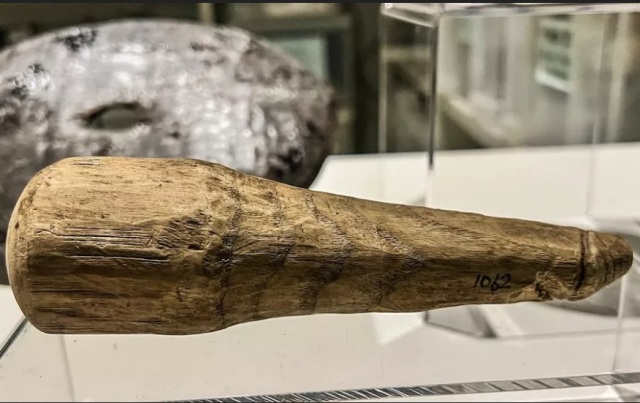 Dildo Romawi Kuno