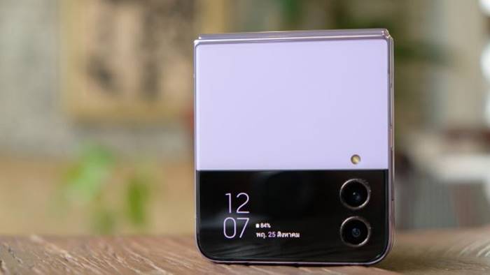 Samsung HP Smartphone Layar LIpat 2024