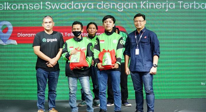 Telkomsel Bantuan Sembako Gojek
