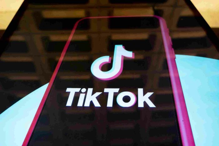 Chatbot AI TikTok
