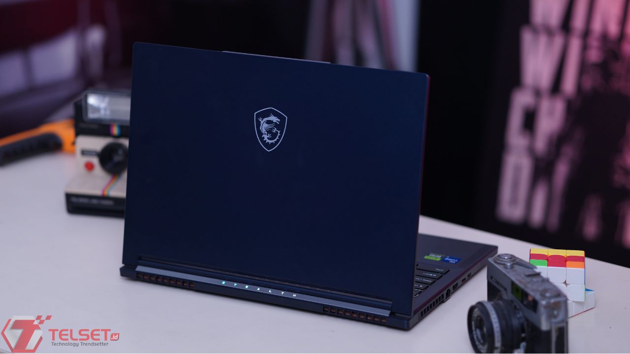 Review MSI Stealth 16 Studio 16 A13V