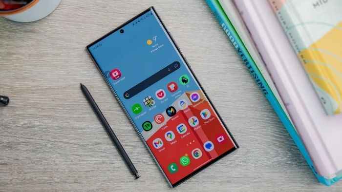 Spesifikasi Layar Galaxy S24