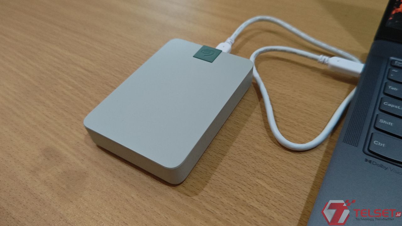 Review Seagate Ultra Touch HDD