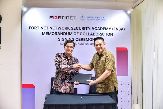 Fortinet Pelatihan Keamanan Siber ITS