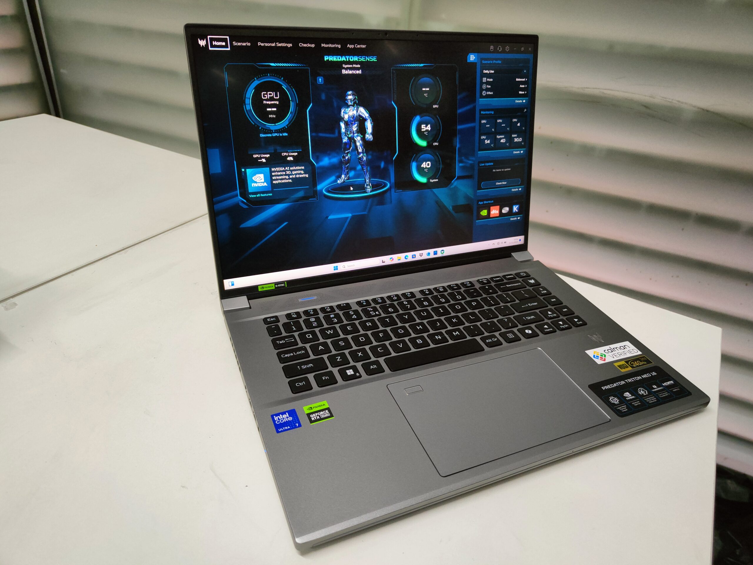 Acer Predator Triton Neo 16