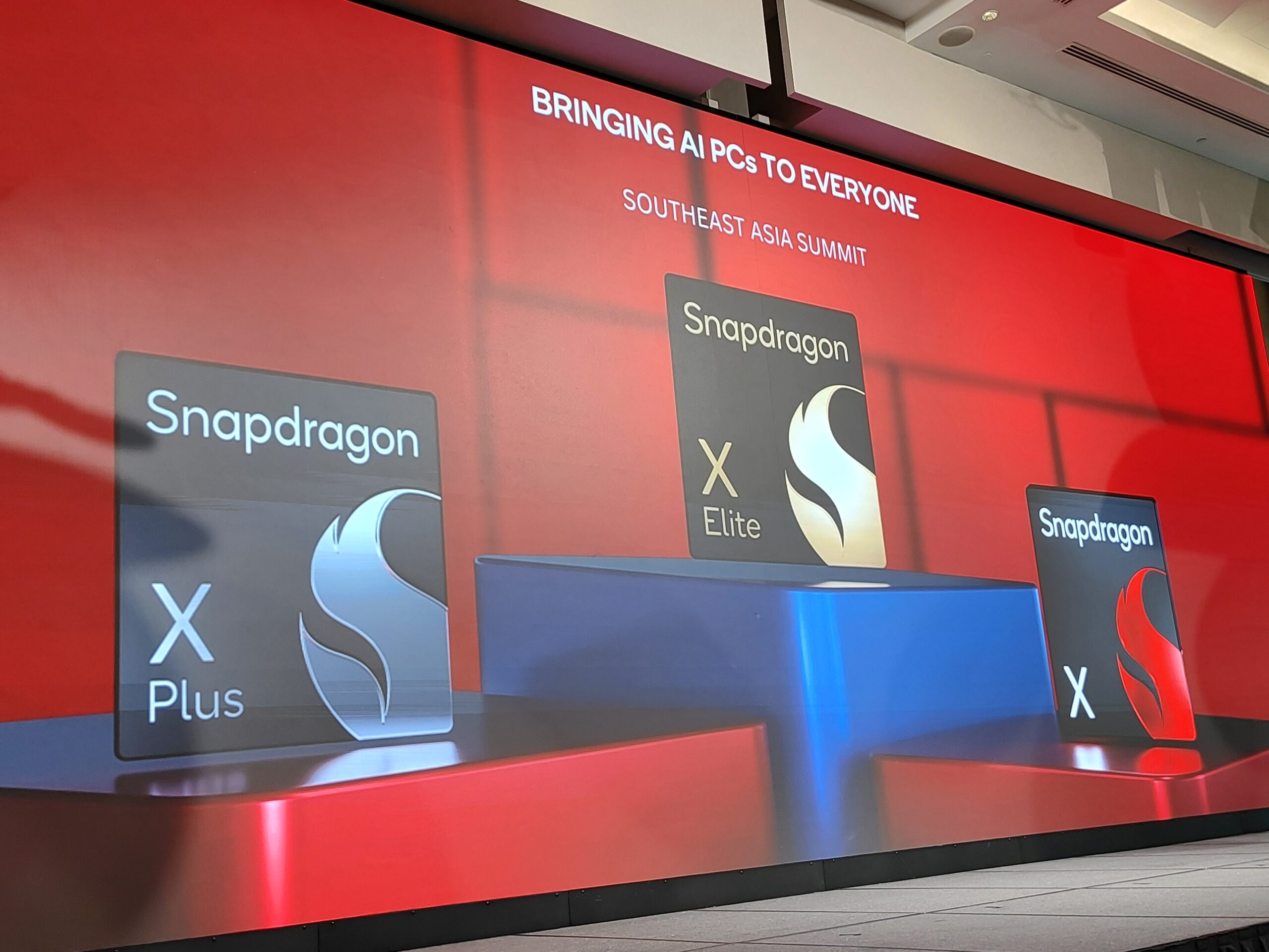 Qualcomm Soroti Inovasi AI dalam Komputasi Lewat Snapdragon Summit 2025