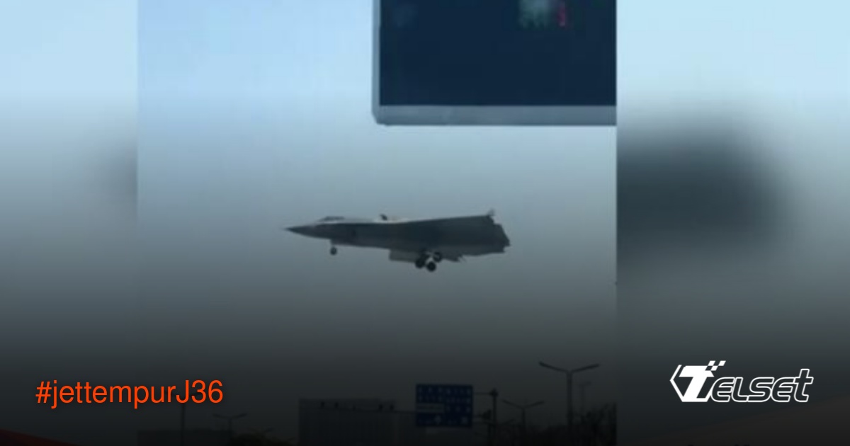 Jet tempur J-36 China terbang dengan desain tiga mesin dan tanpa ekor